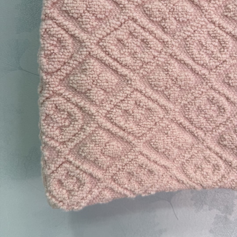 l0vis Vvtt0n sweaters